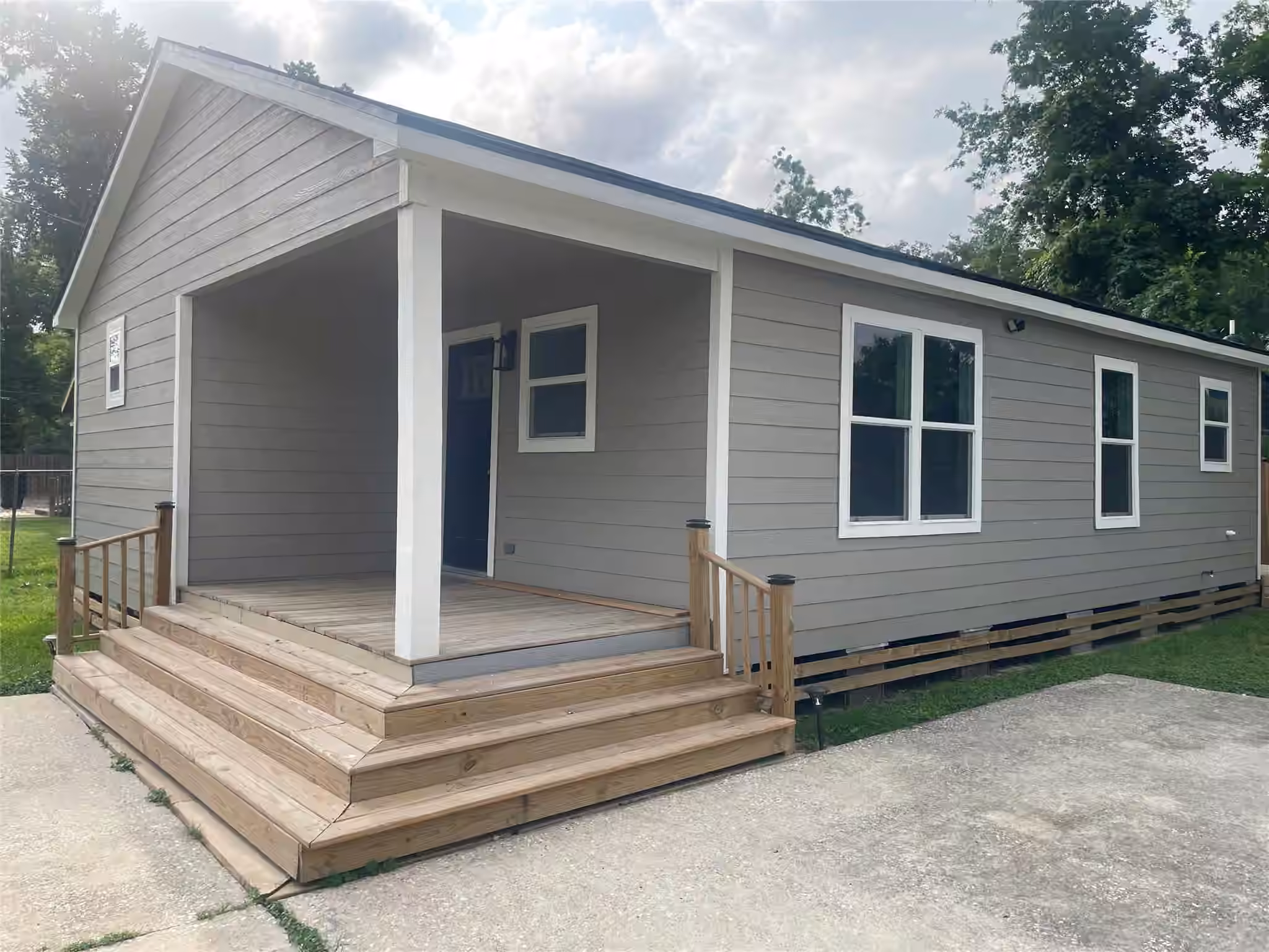 Photo of 1072 Conklin Street, Houston, TX 77088