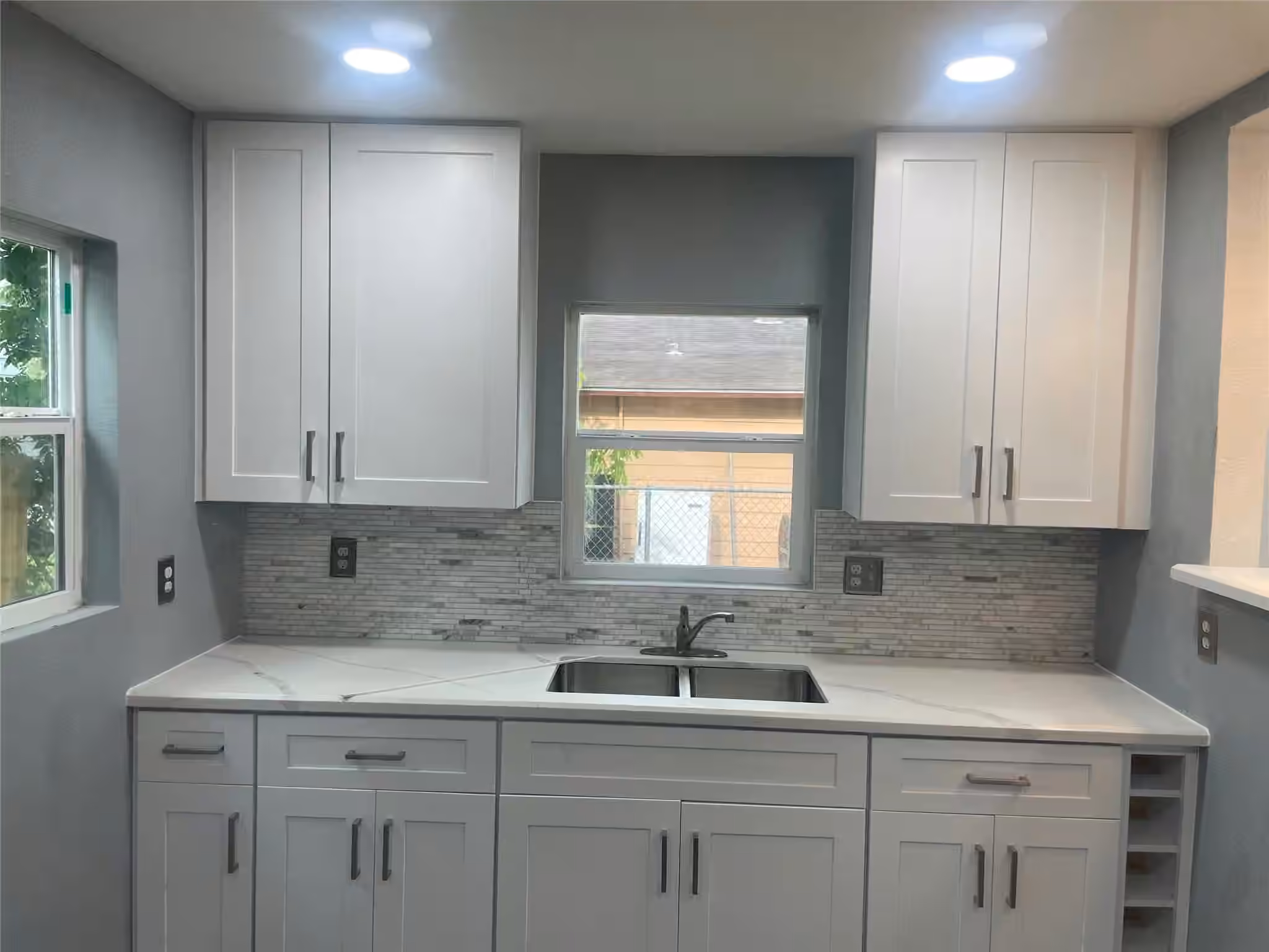 Photo 4 of 1072 Conklin Street, Houston, TX