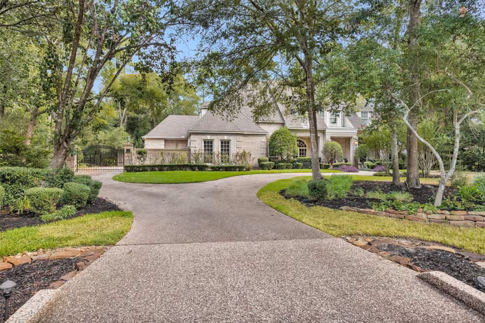 Photo 2 of 263 Saddle Ridge, Spring, TX