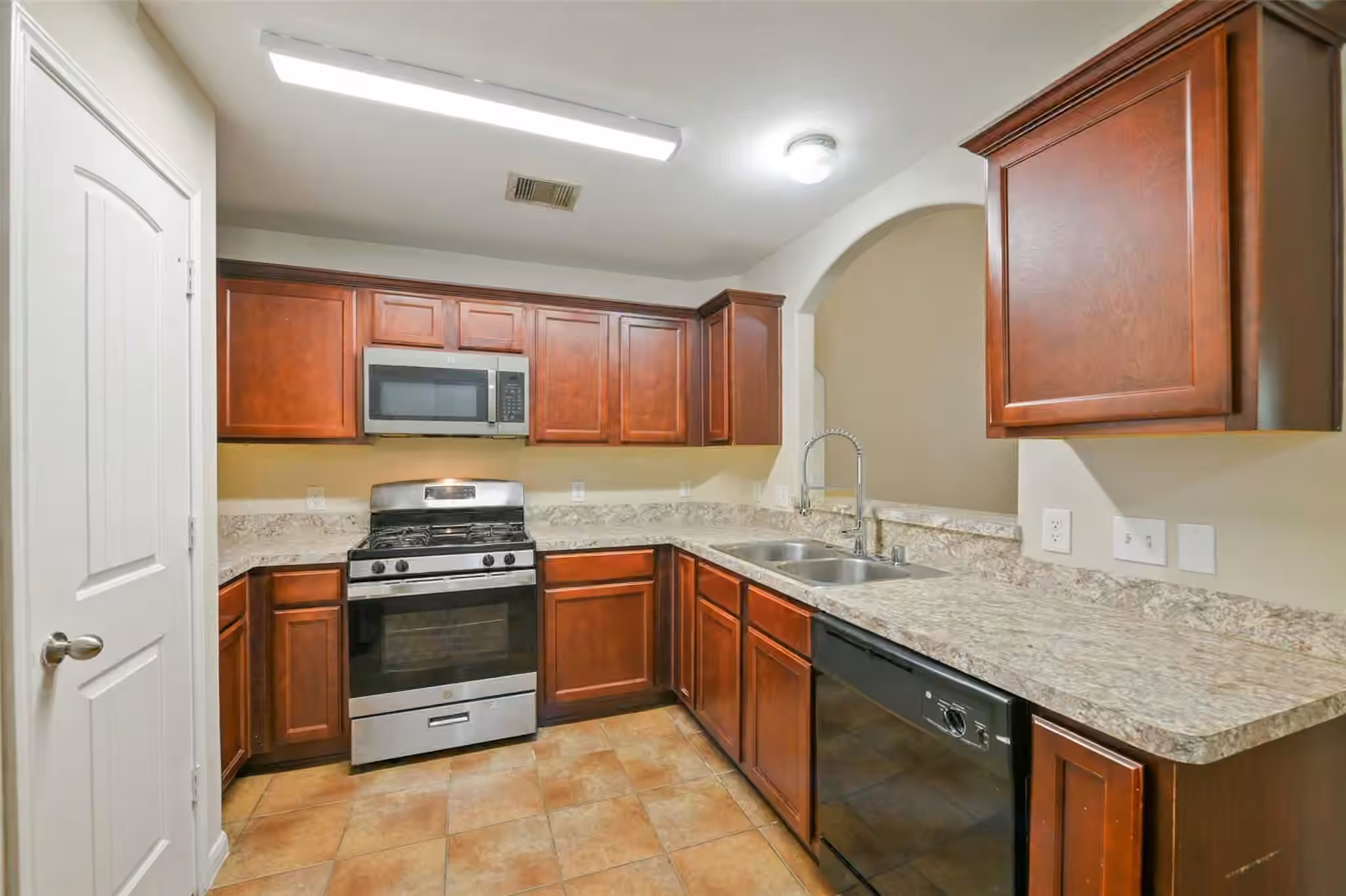 Photo 7 of 14902 Aberdeen Meadow Lane, Houston, TX