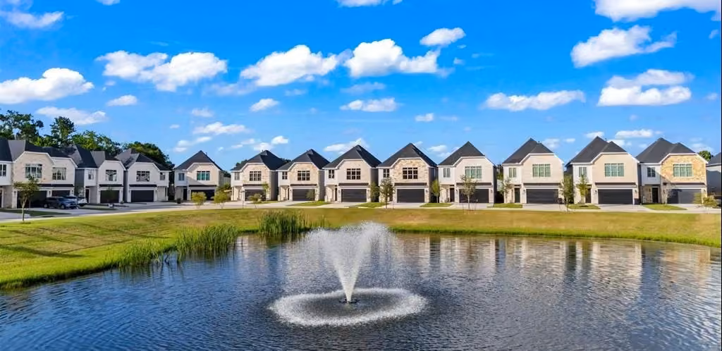 Photo of 4902 Wunder Way, Houston, TX 77069