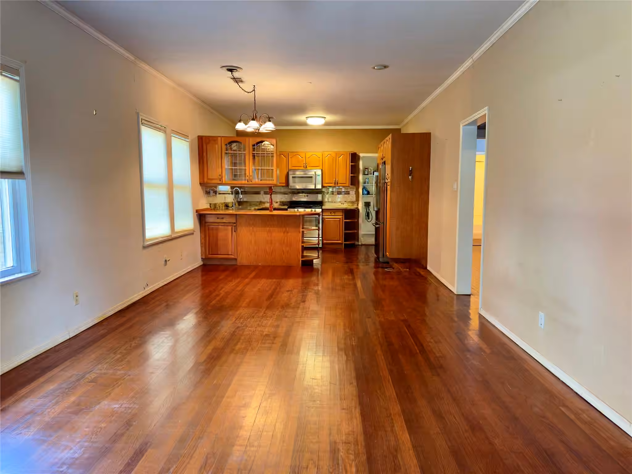 Photo 4 of 2614 Beauchamp Street, Houston, TX