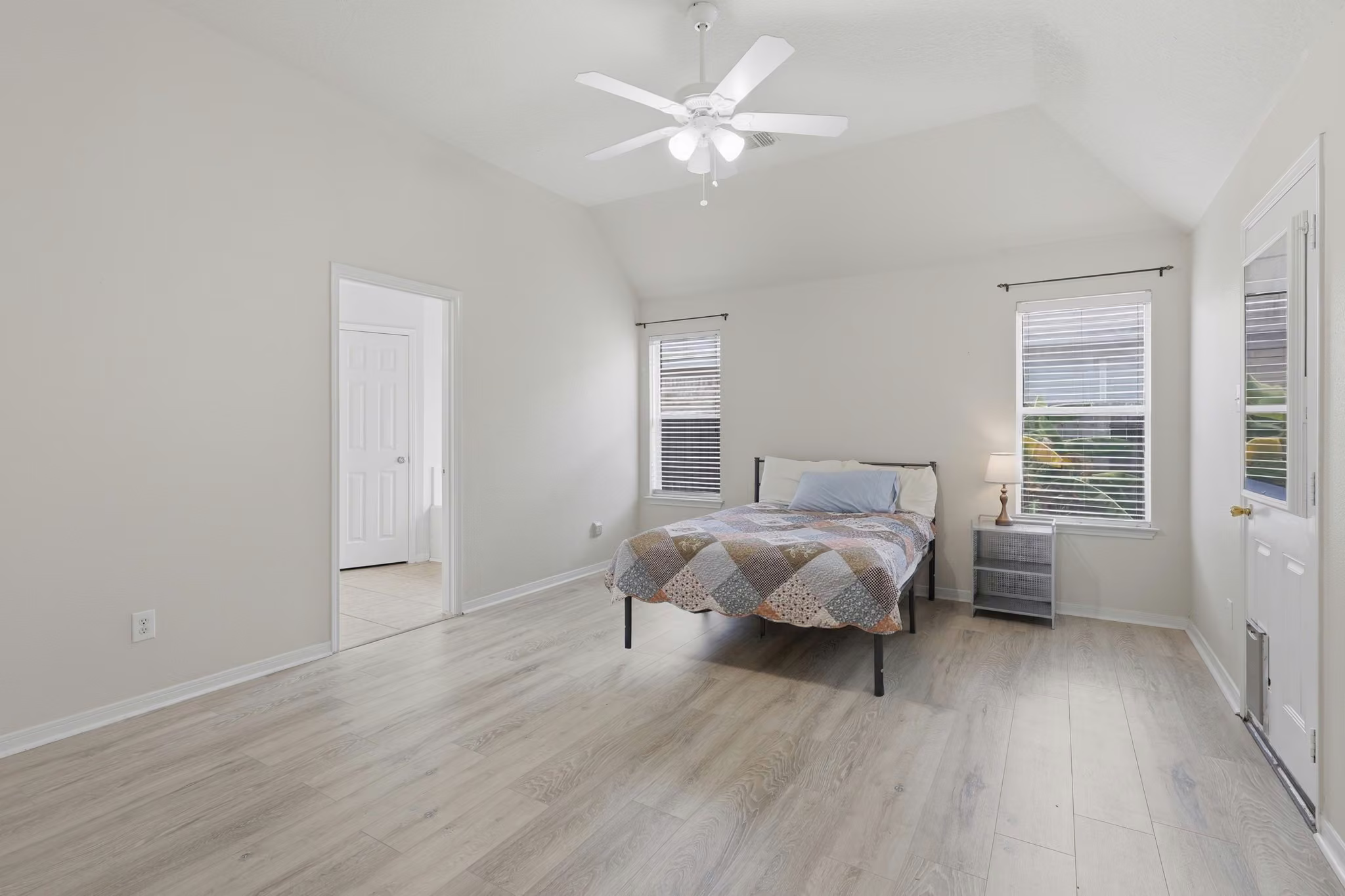 Photo 5 of 3722 Acacia Wood Way, Katy, TX