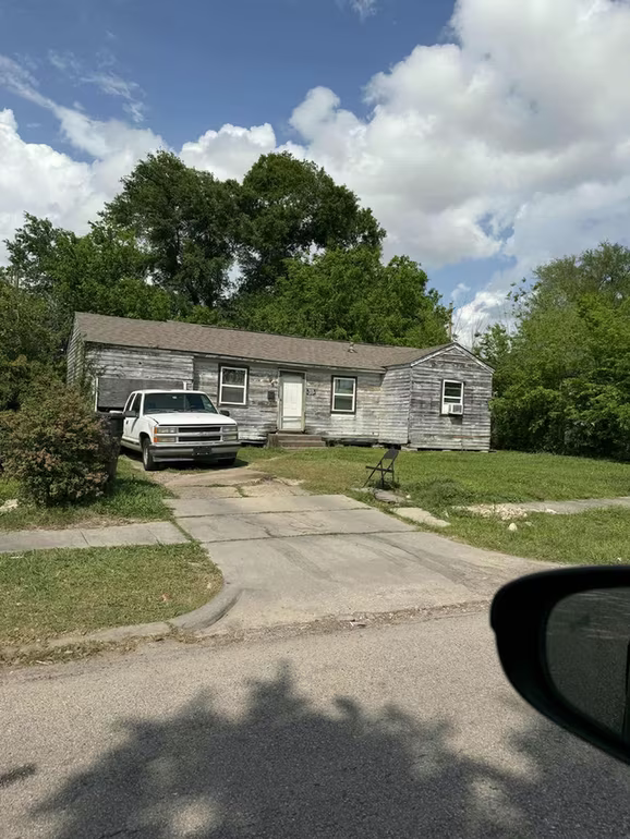 Photo 4 of 6306 London Street, Houston, TX