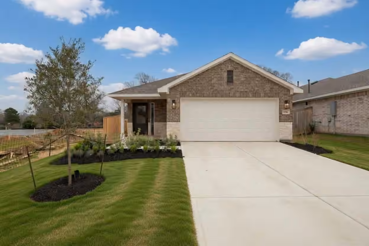 Photo of 4406 W Bayou Maison Circle, Dickinson, TX 77539