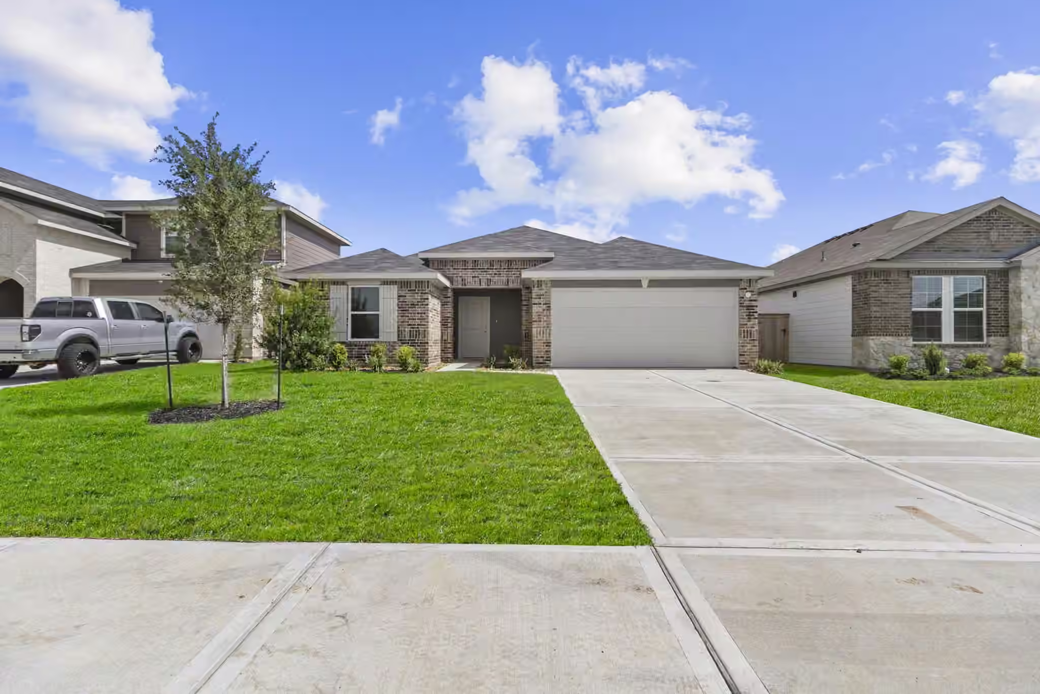 Photo of 525 Wax Myrtle Way, Hockley, TX 77447