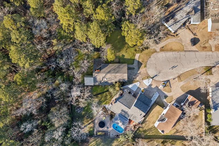 Photo 3 of 24617 Camwood Road, Huntsville, TX