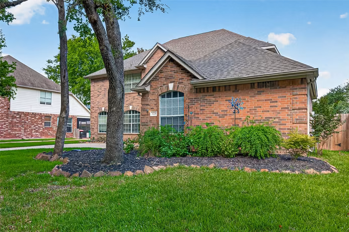 Photo 2 of 3226 Oak Park Lane, Missouri City, TX