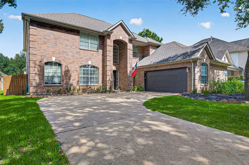 Photo 3 of 3226 Oak Park Lane, Missouri City, TX