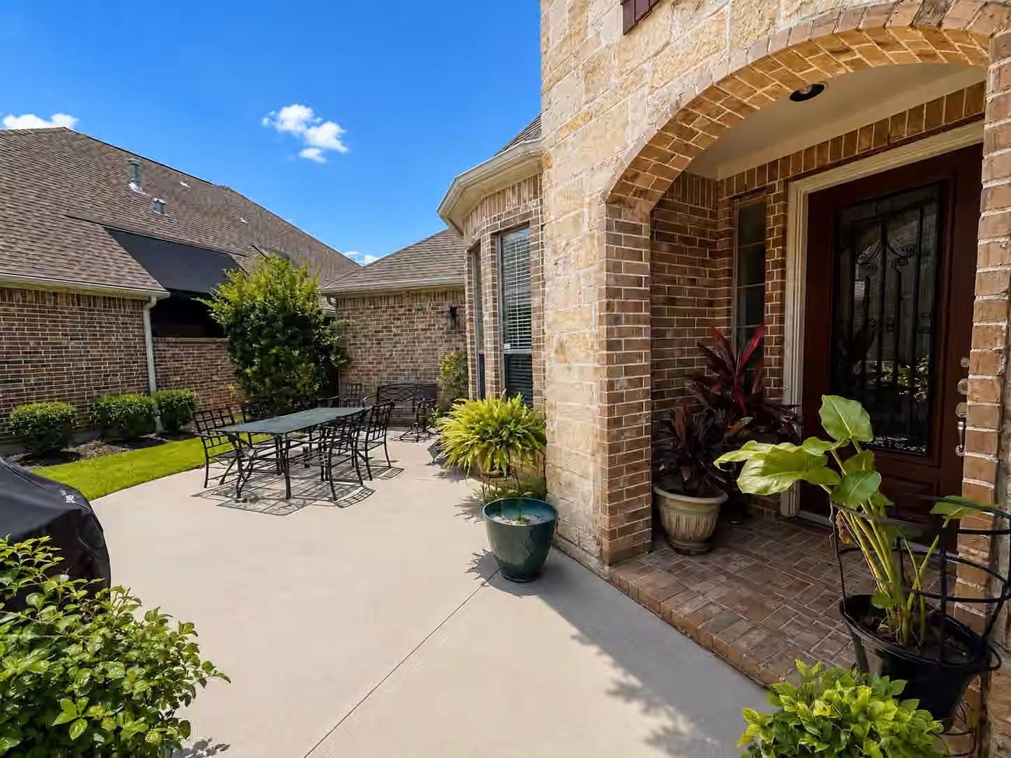 Photo 2 of 14834 Ashford Springs Lane, Humble, TX