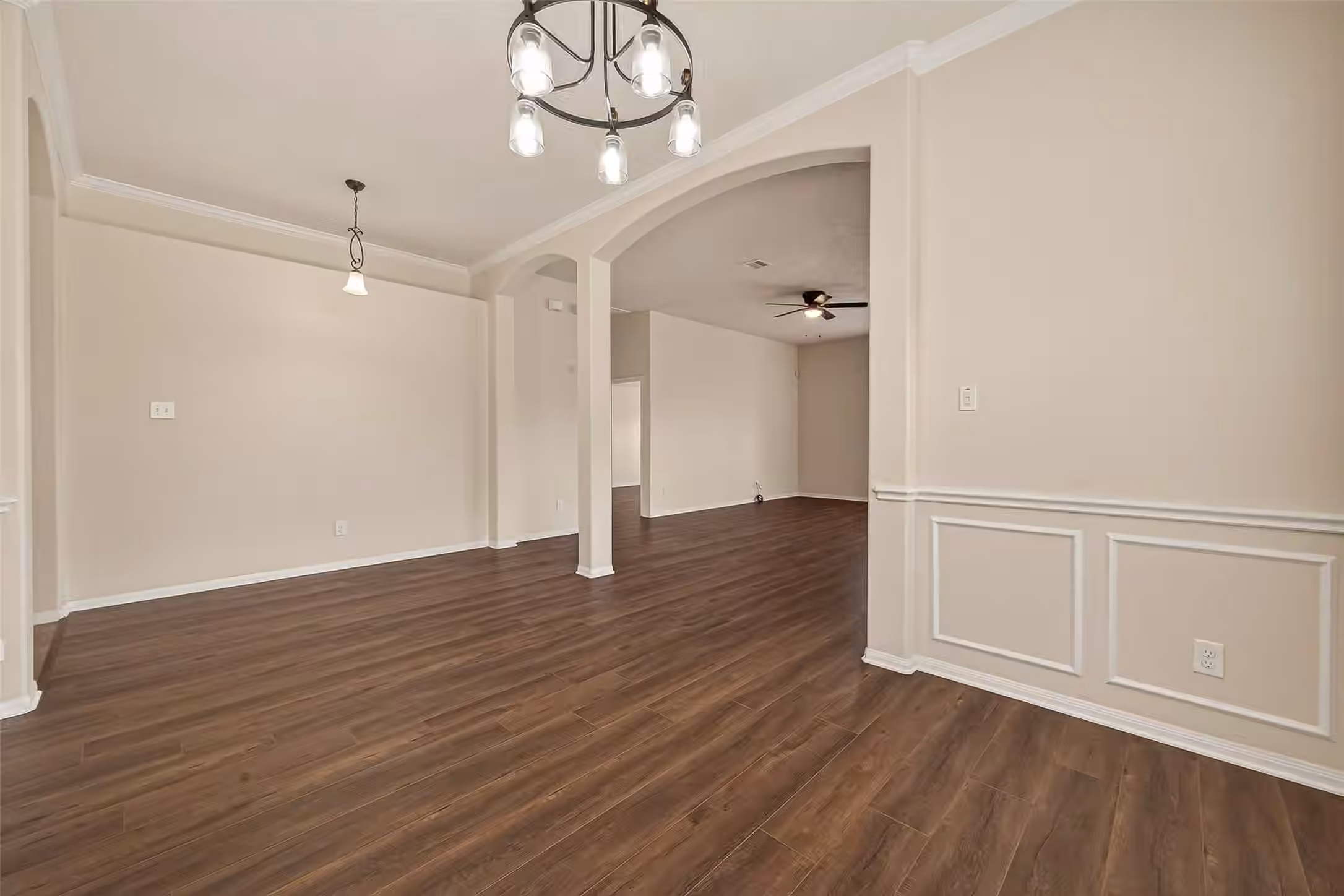 Photo 5 of 11719 Bollinger Park Court, Houston, TX