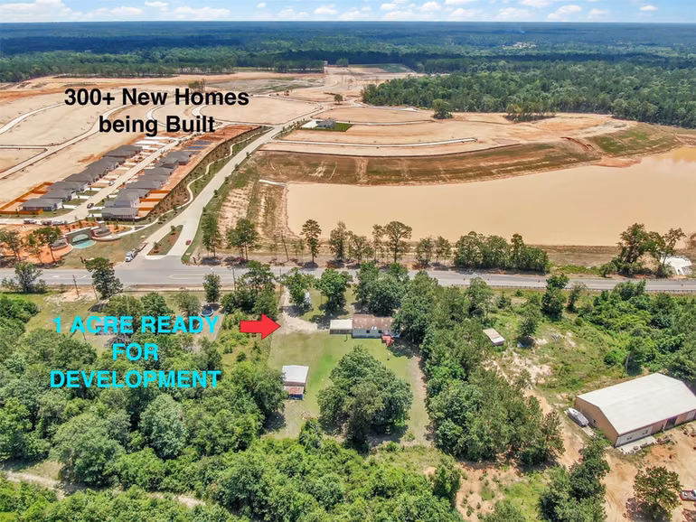 Photo 4 of 15849 Fm 1484 Road, Conroe, TX