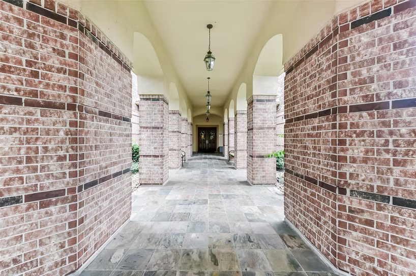 Photo 4 of 2815 Kings Crossing Drive 319, Kingwood, TX