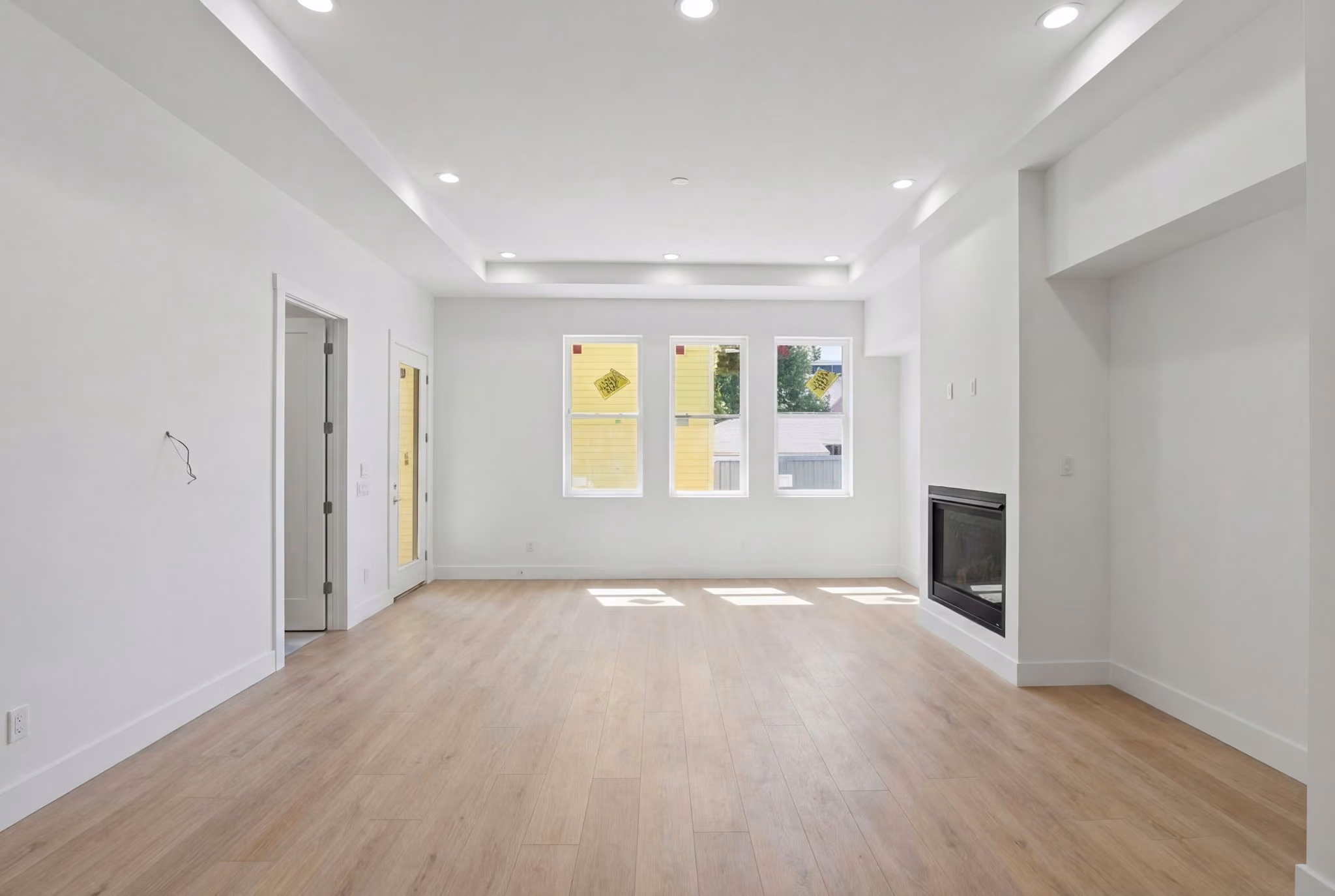 Photo 6 of 312 w 9th St, Houston, TX