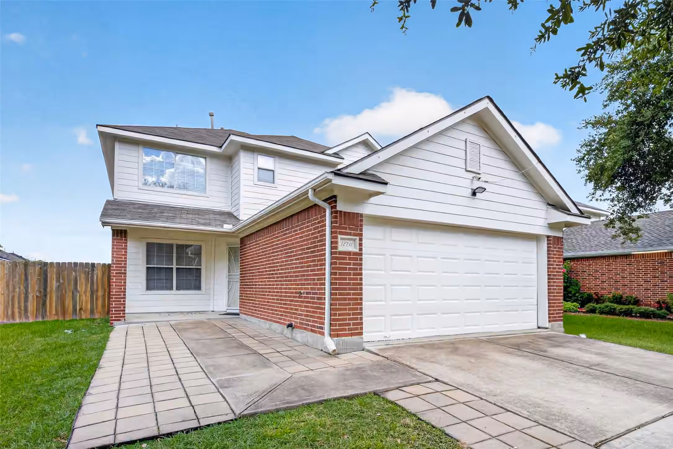 Photo 2 of 12710 Paso Del Flores Drive, Houston, TX