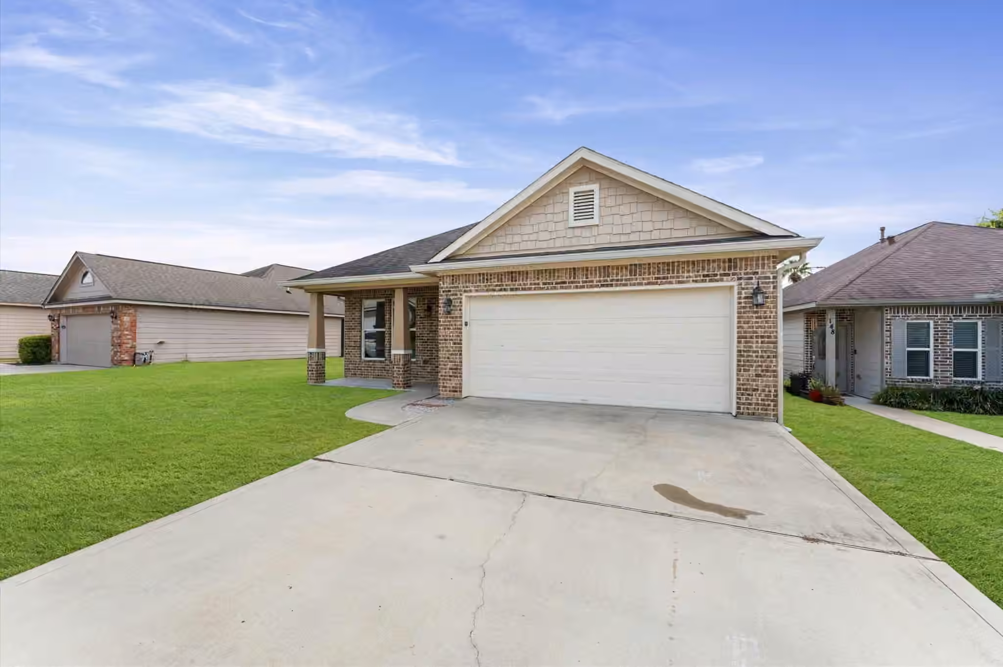 Photo 2 of 146 Snug Harbor Drive, Montgomery, TX