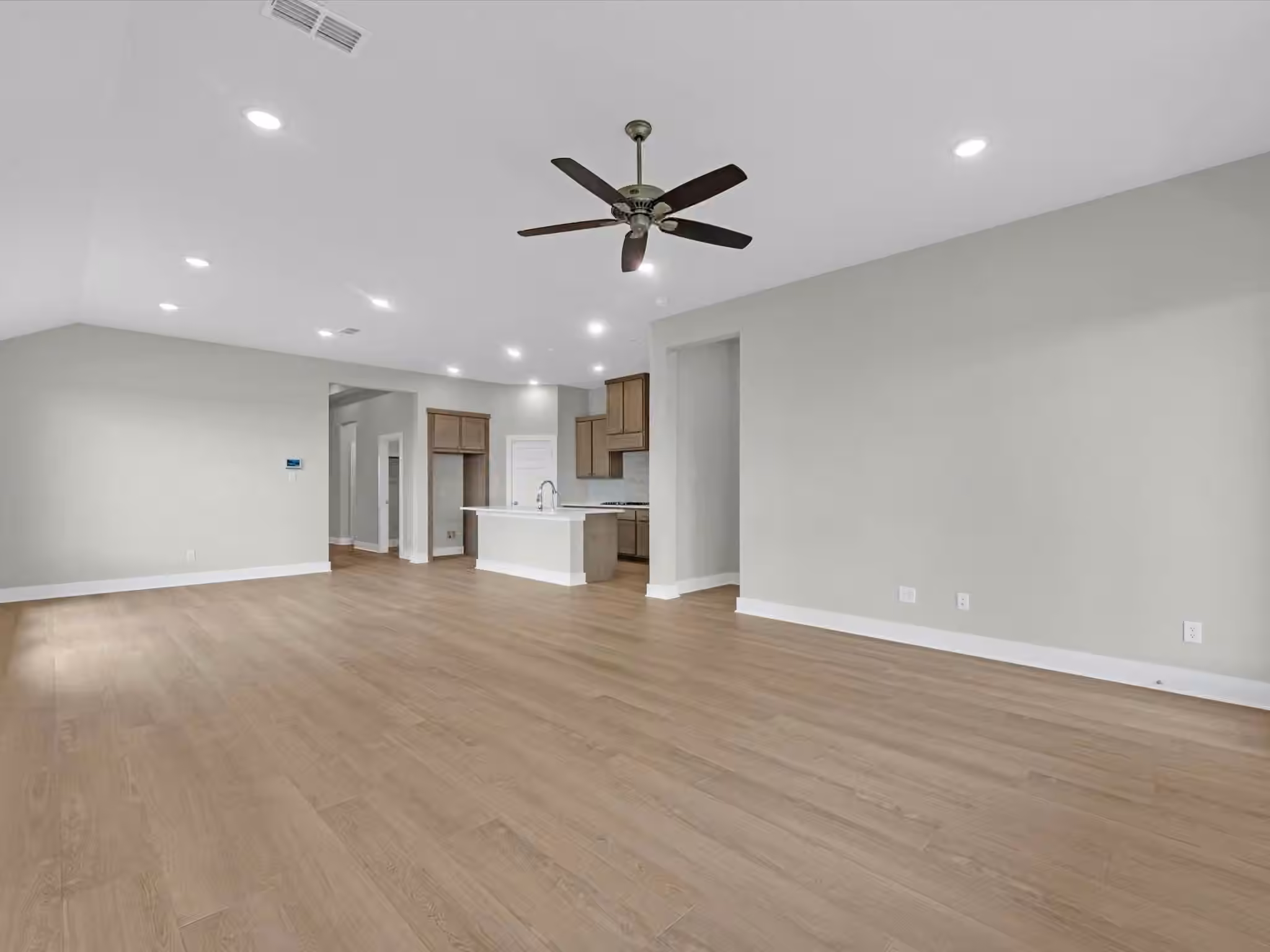 Photo 6 of 16502 Harmony Lea Lane, Hockley, TX