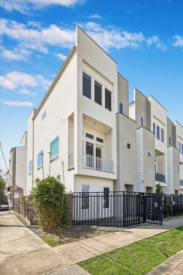 Photo 5 of 408 Ennis Street, Houston, TX