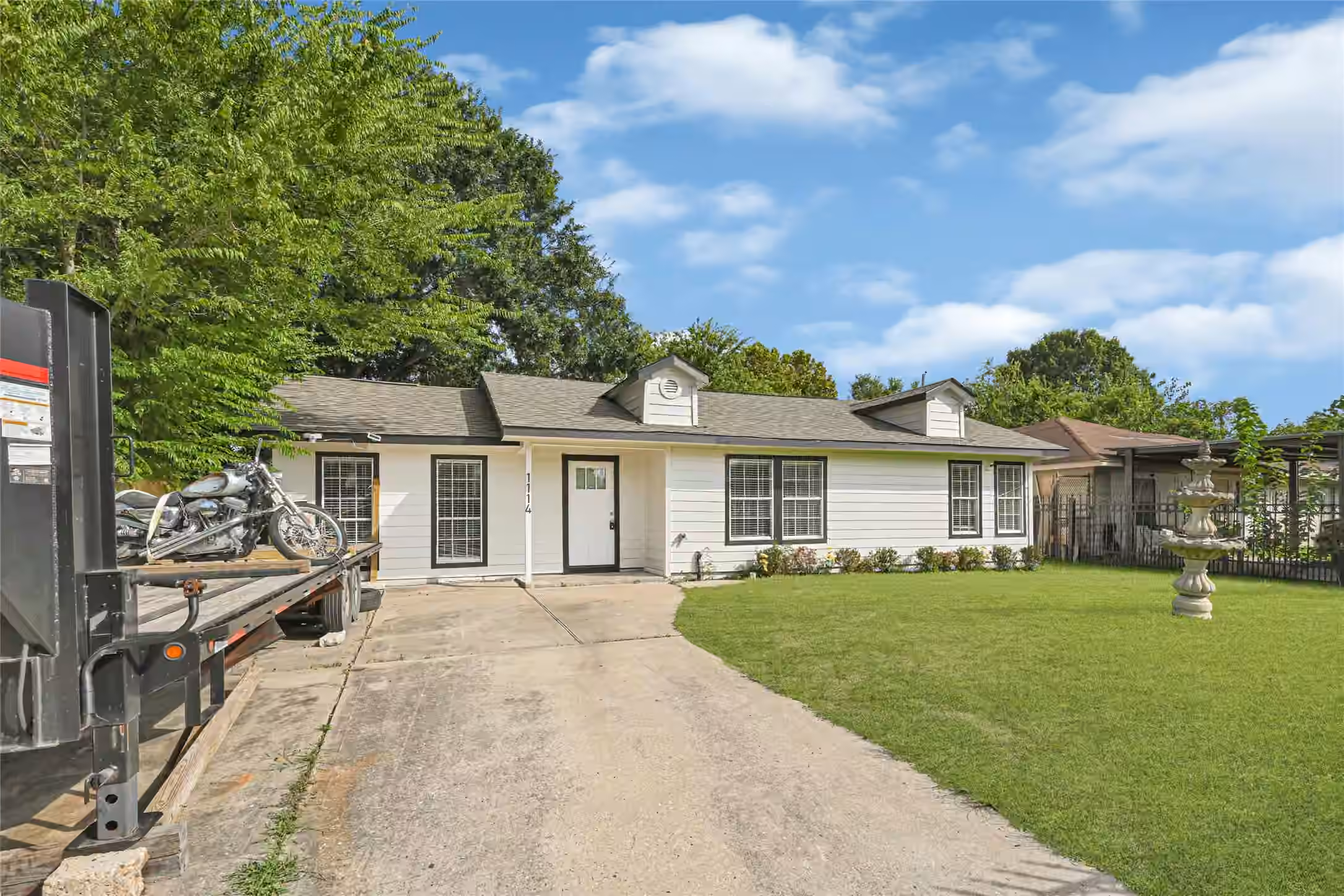 Photo 2 of 1114 Maroby Street, Houston, TX