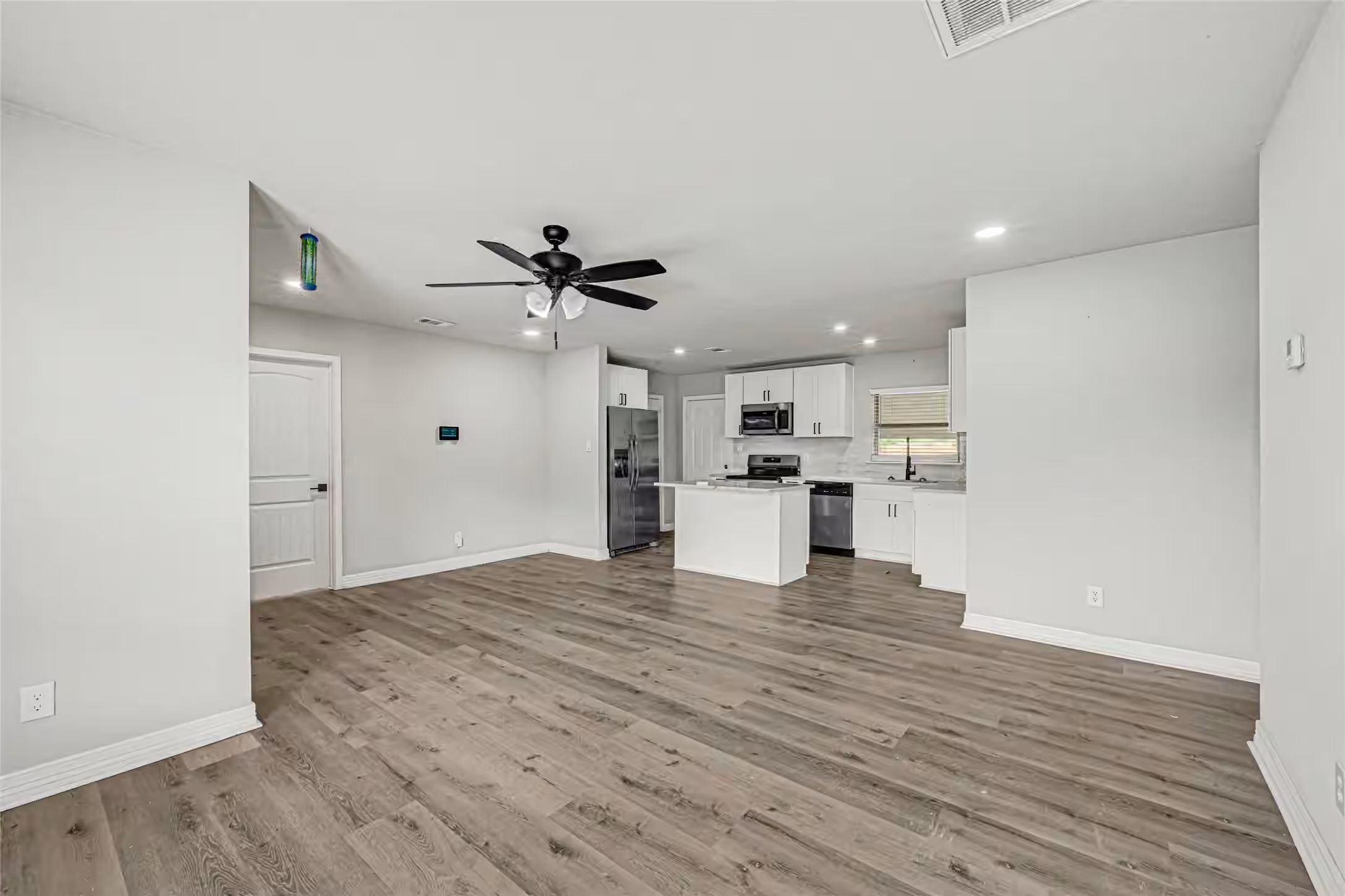 Photo 6 of 1114 Maroby Street, Houston, TX