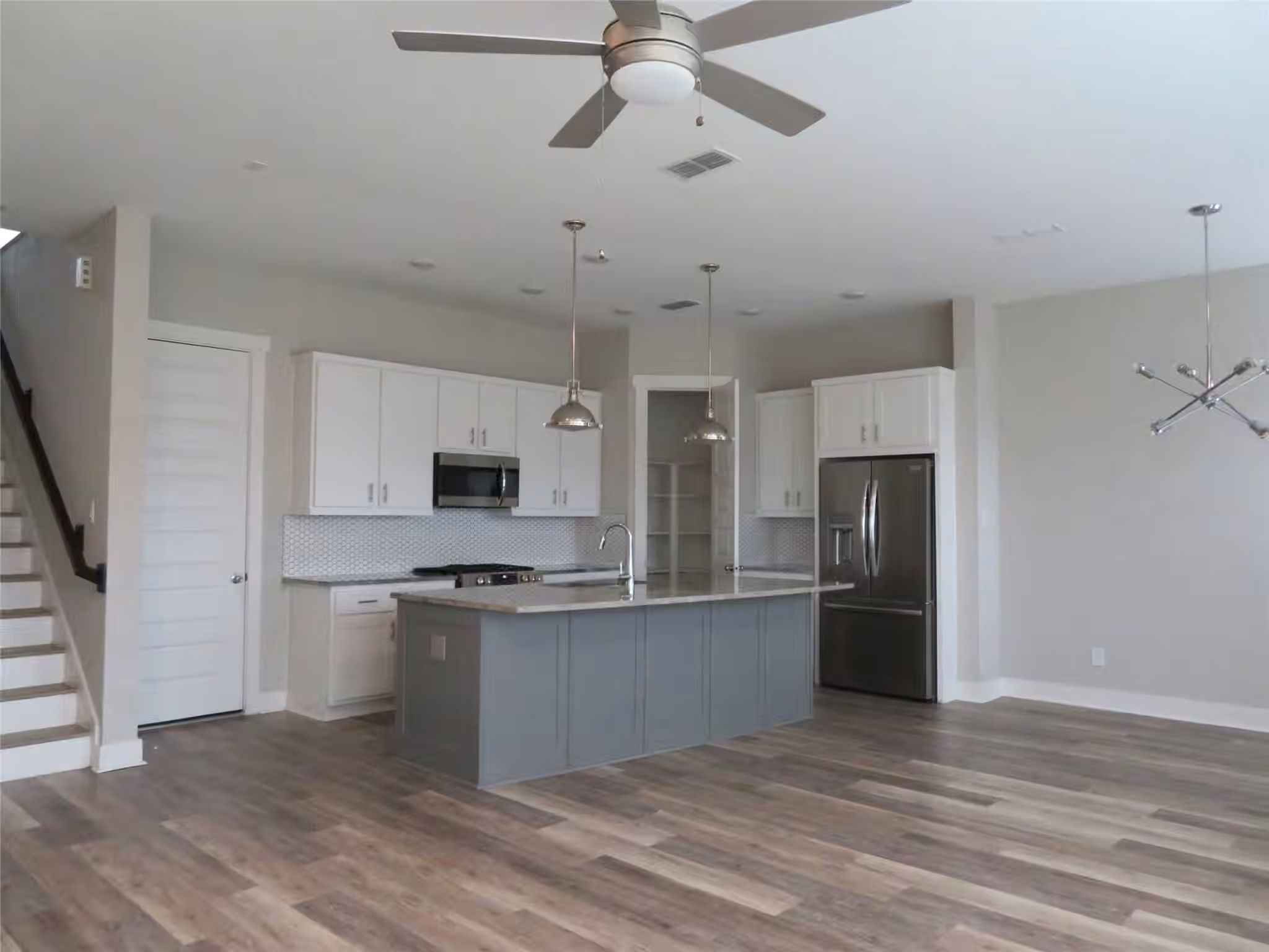 Photo 2 of 10962 Swang Link Drive, Houston, TX
