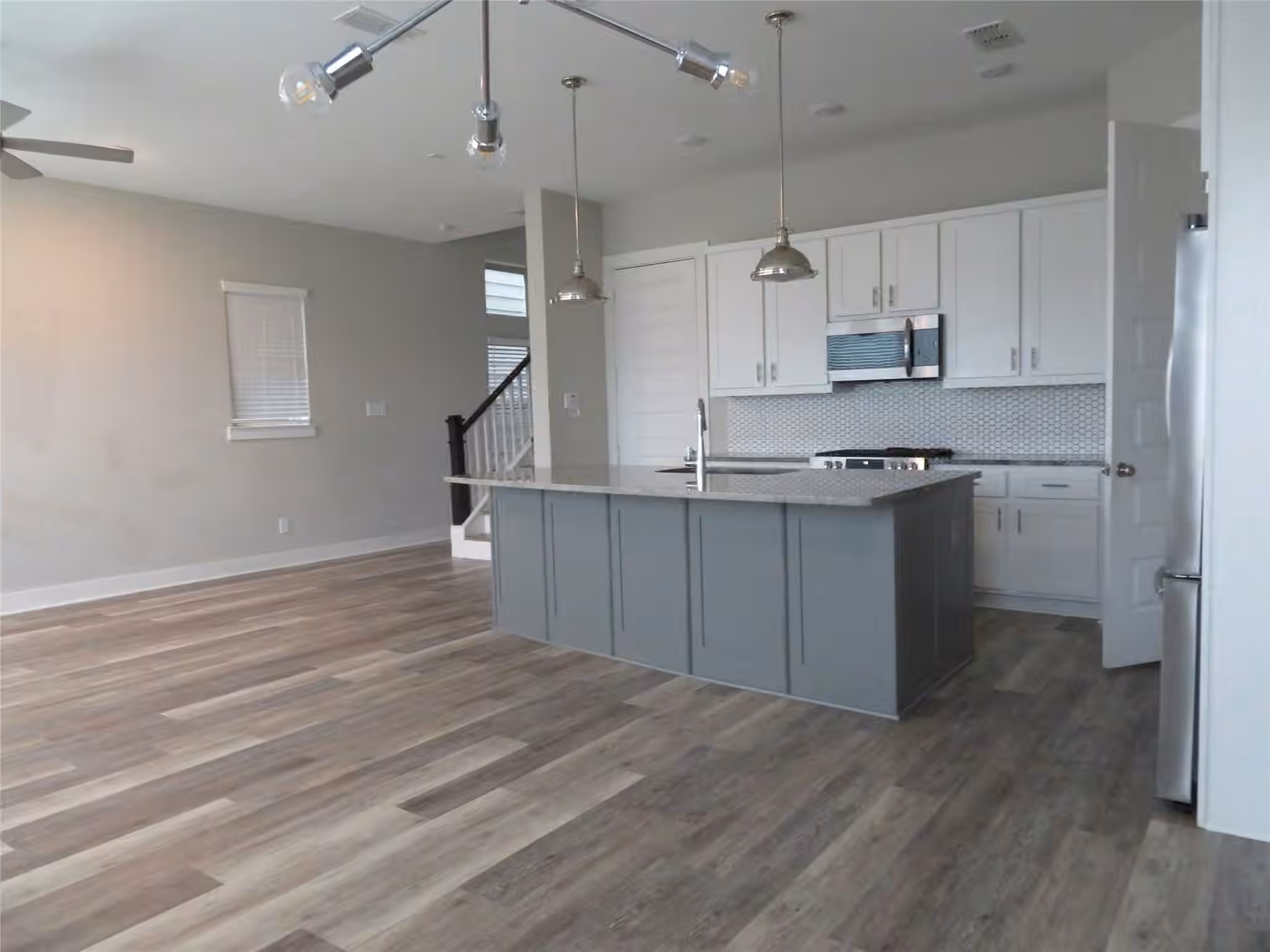 Photo 4 of 10962 Swang Link Drive, Houston, TX