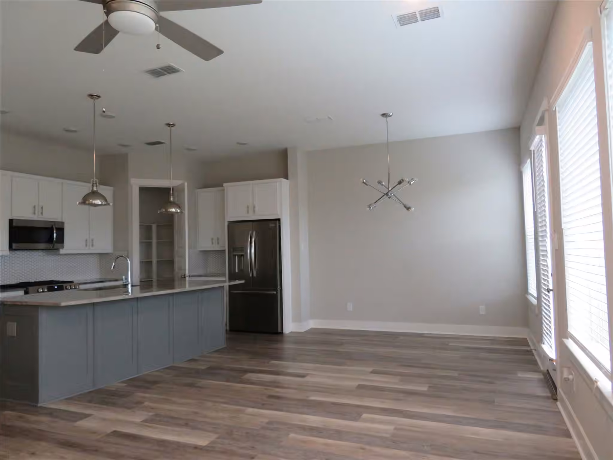 Photo 5 of 10962 Swang Link Drive, Houston, TX