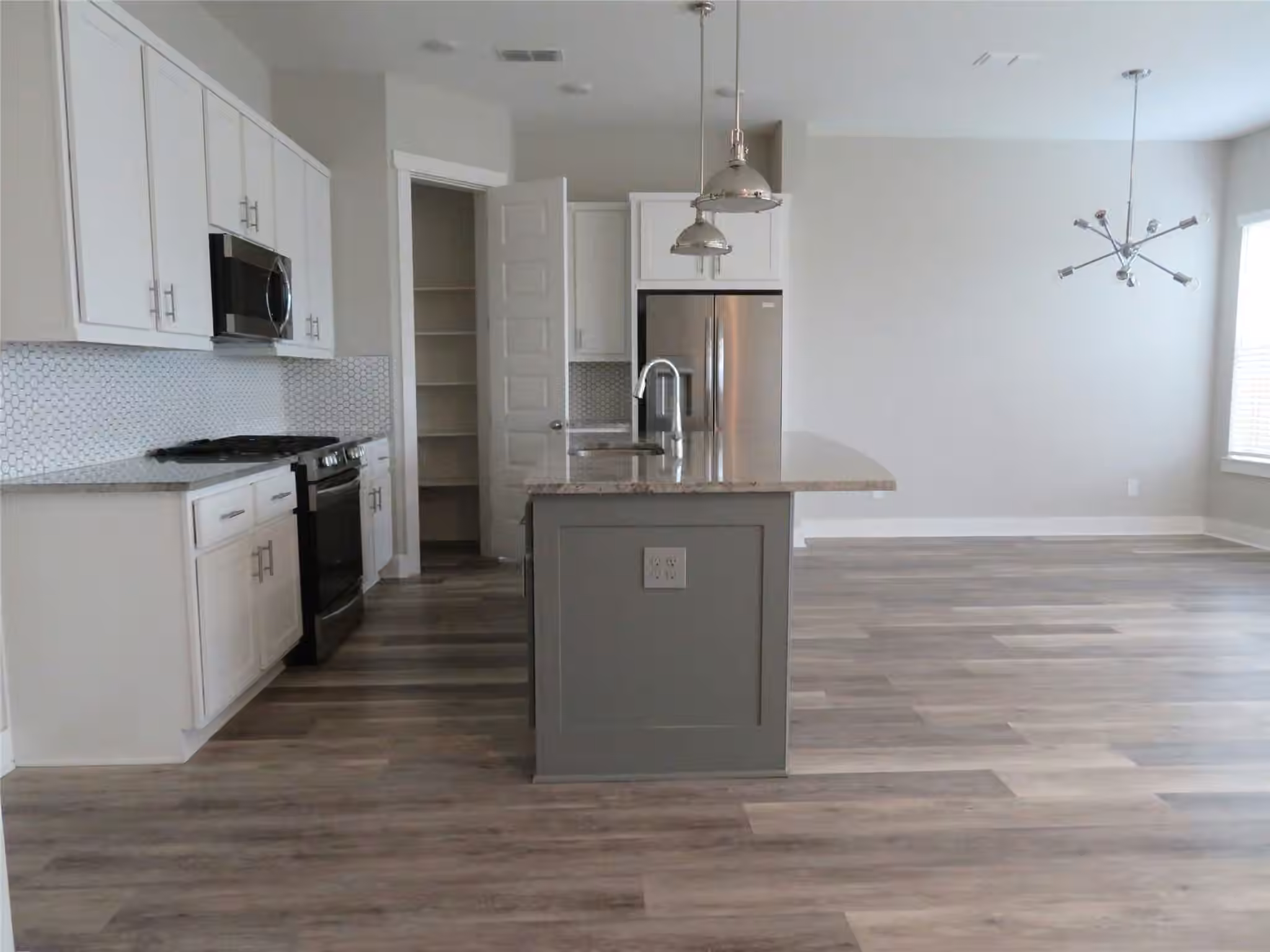 Photo 6 of 10962 Swang Link Drive, Houston, TX