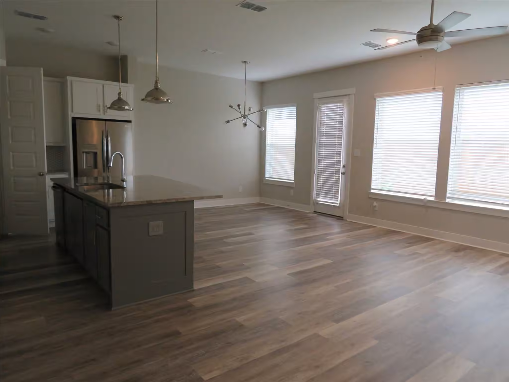 Photo 7 of 10962 Swang Link Drive, Houston, TX