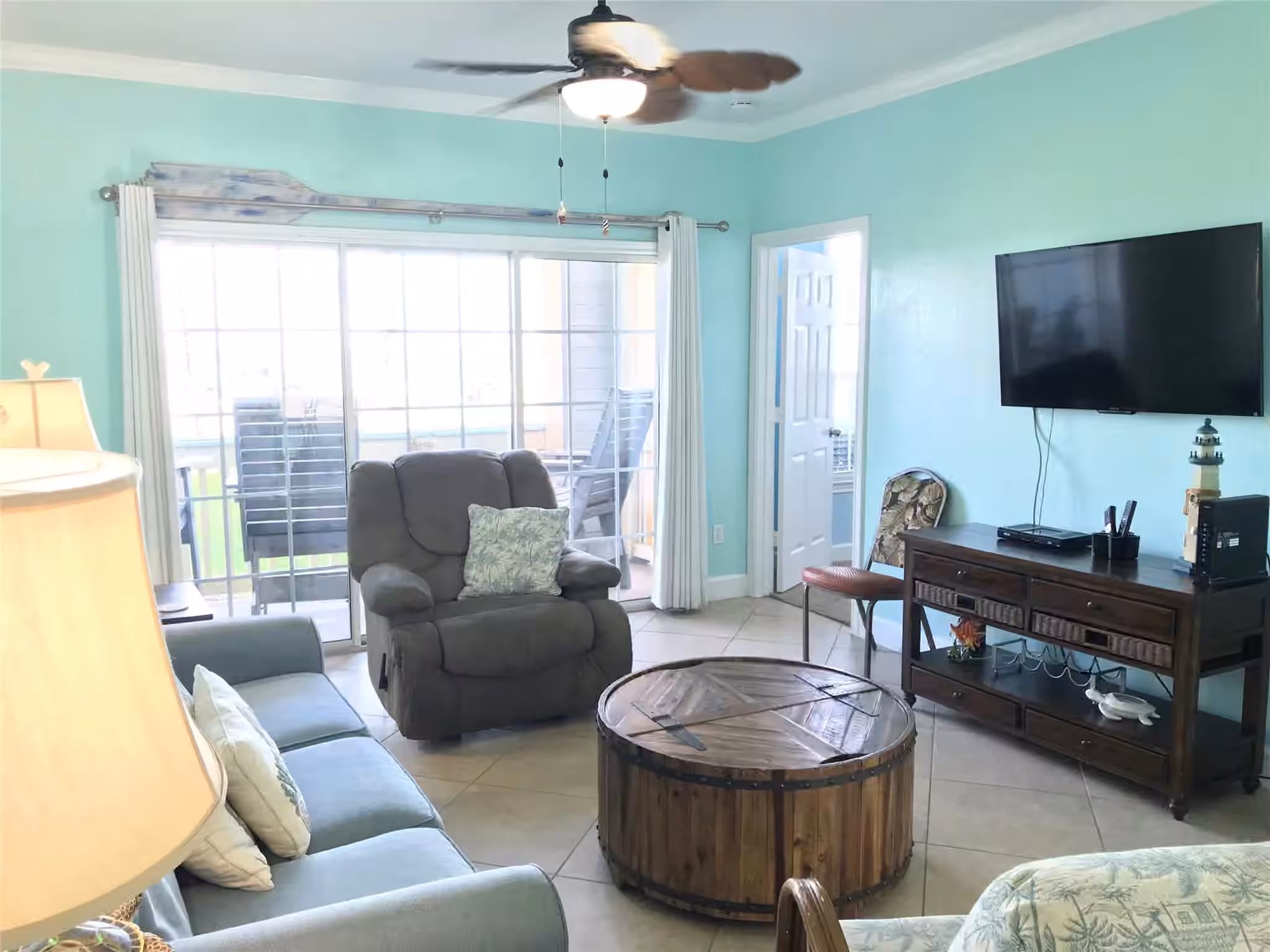 Photo 3 of 7000 Seawall Boulevard 614, Galveston, TX