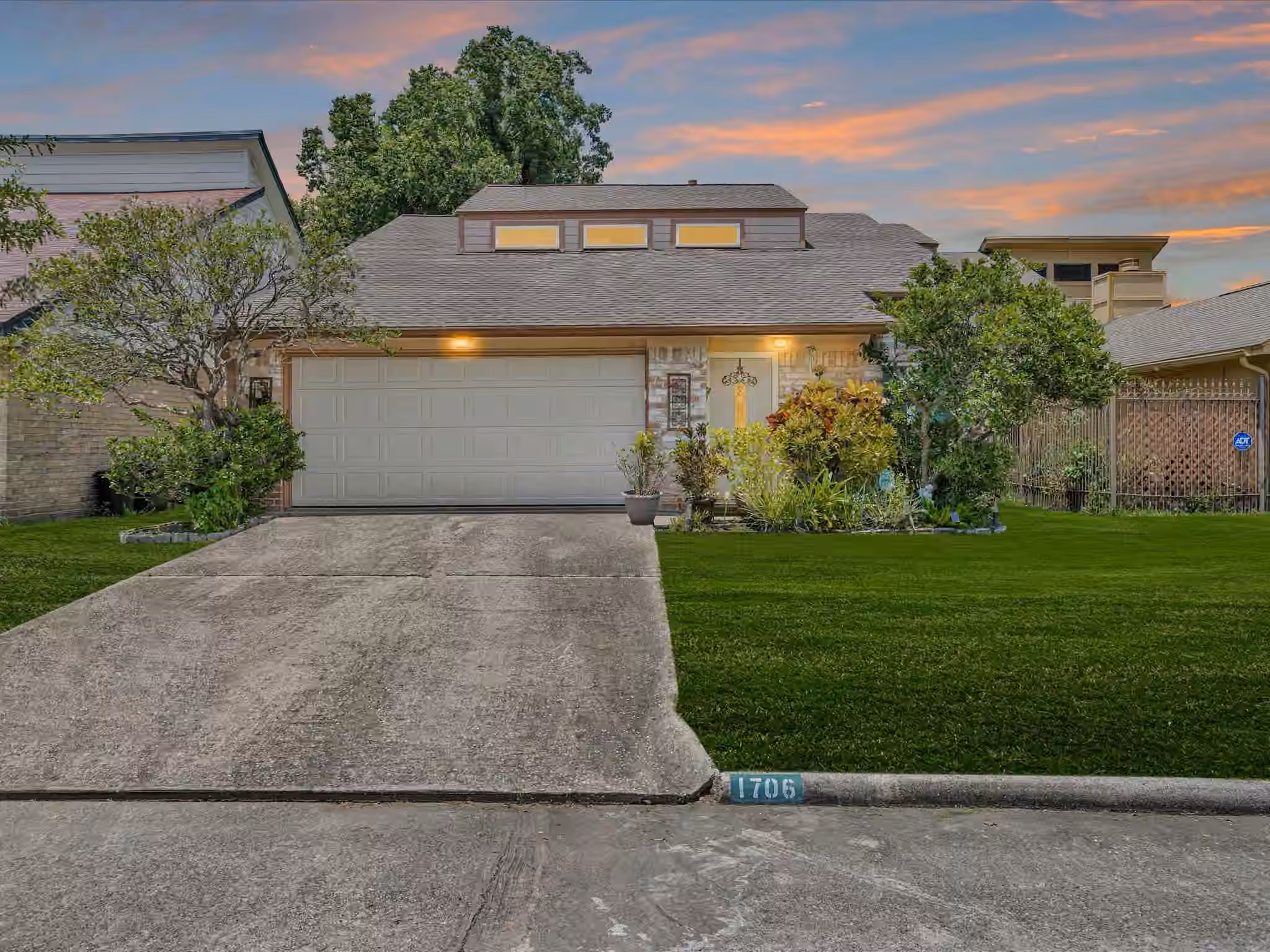 Photo of 1706 Bodart Court, Houston, TX