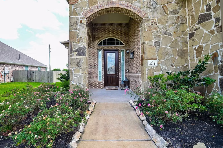 Photo 6 of 2714 Topaz Cove Lane, Rosharon, TX