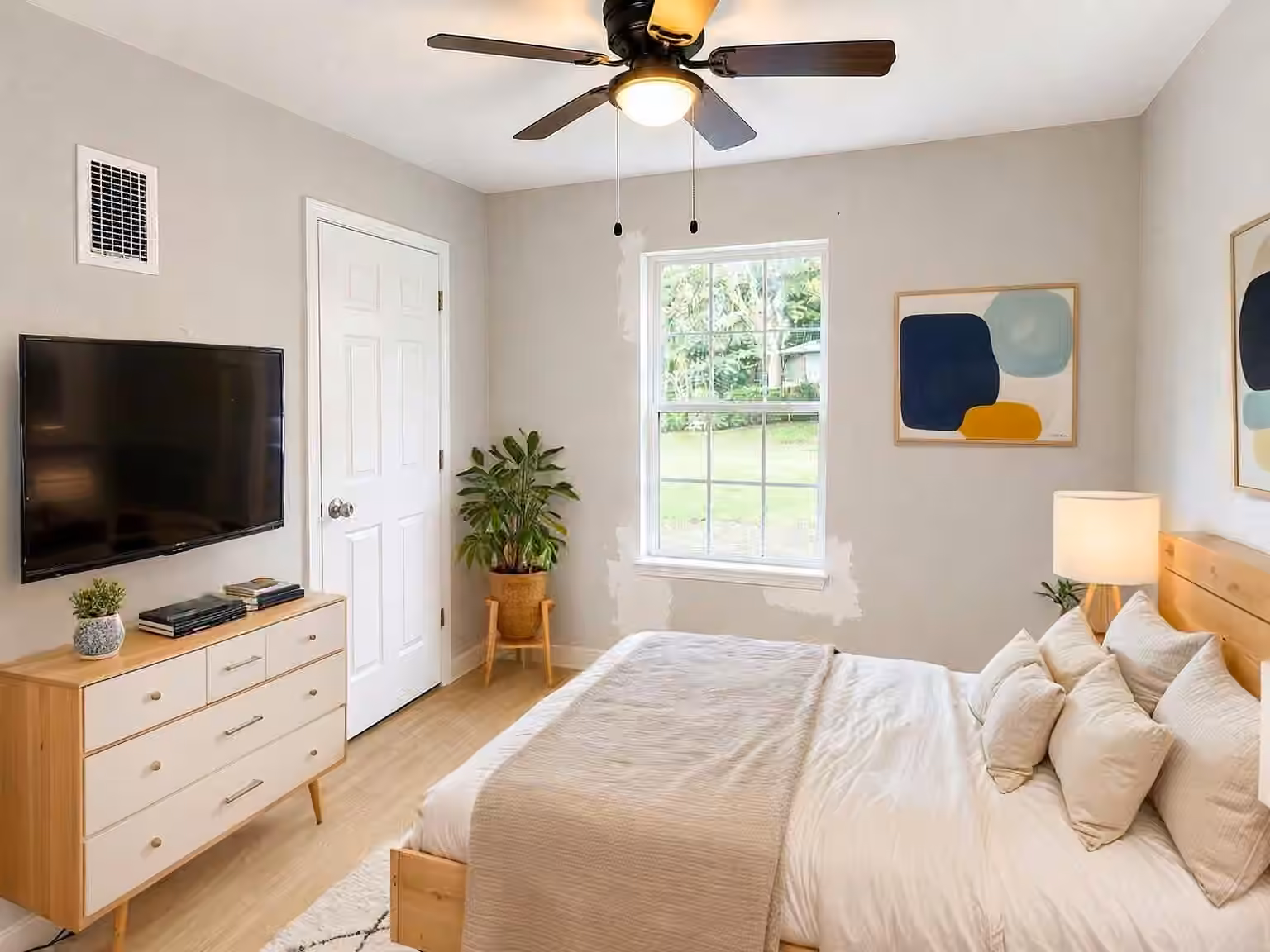 Photo 4 of 15519 Highway 6, Santa Fe, TX