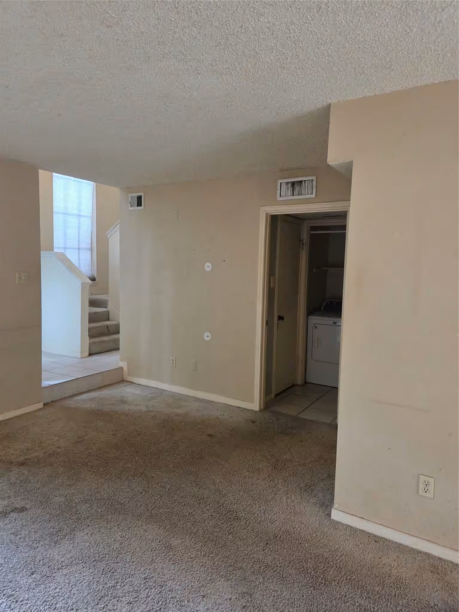 Photo 3 of 7971 Kendalia Drive, Houston, TX
