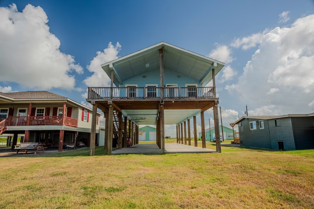 Photo of 246 Seagull, Sargent, TX 77414