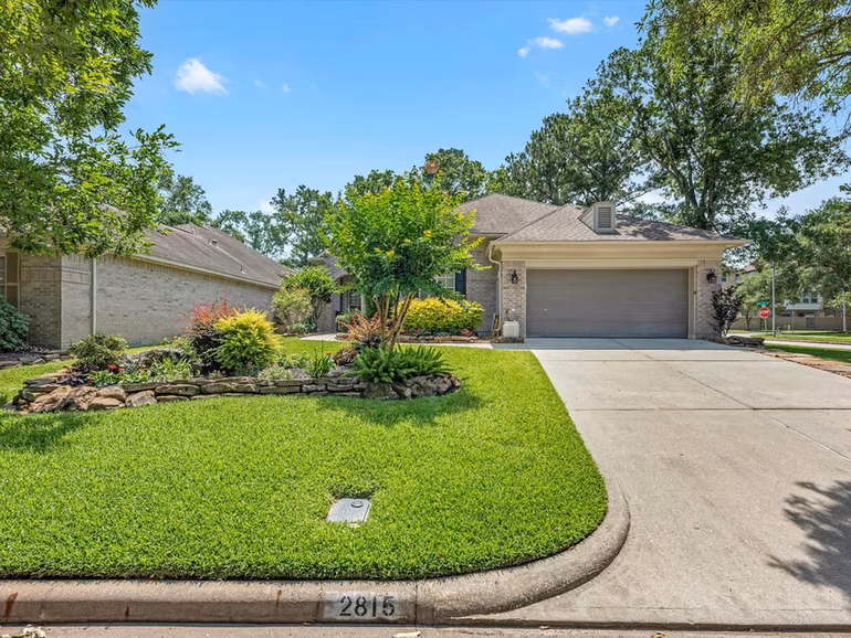 Photo 3 of 2815 Halton, Kingwood, TX