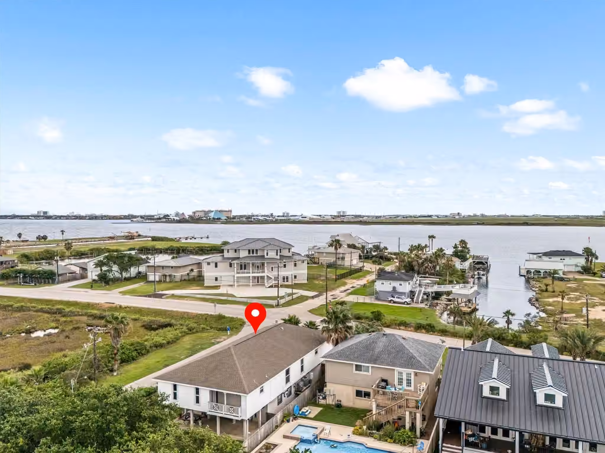 Photo 5 of 8902 Teichman Road, Galveston, TX