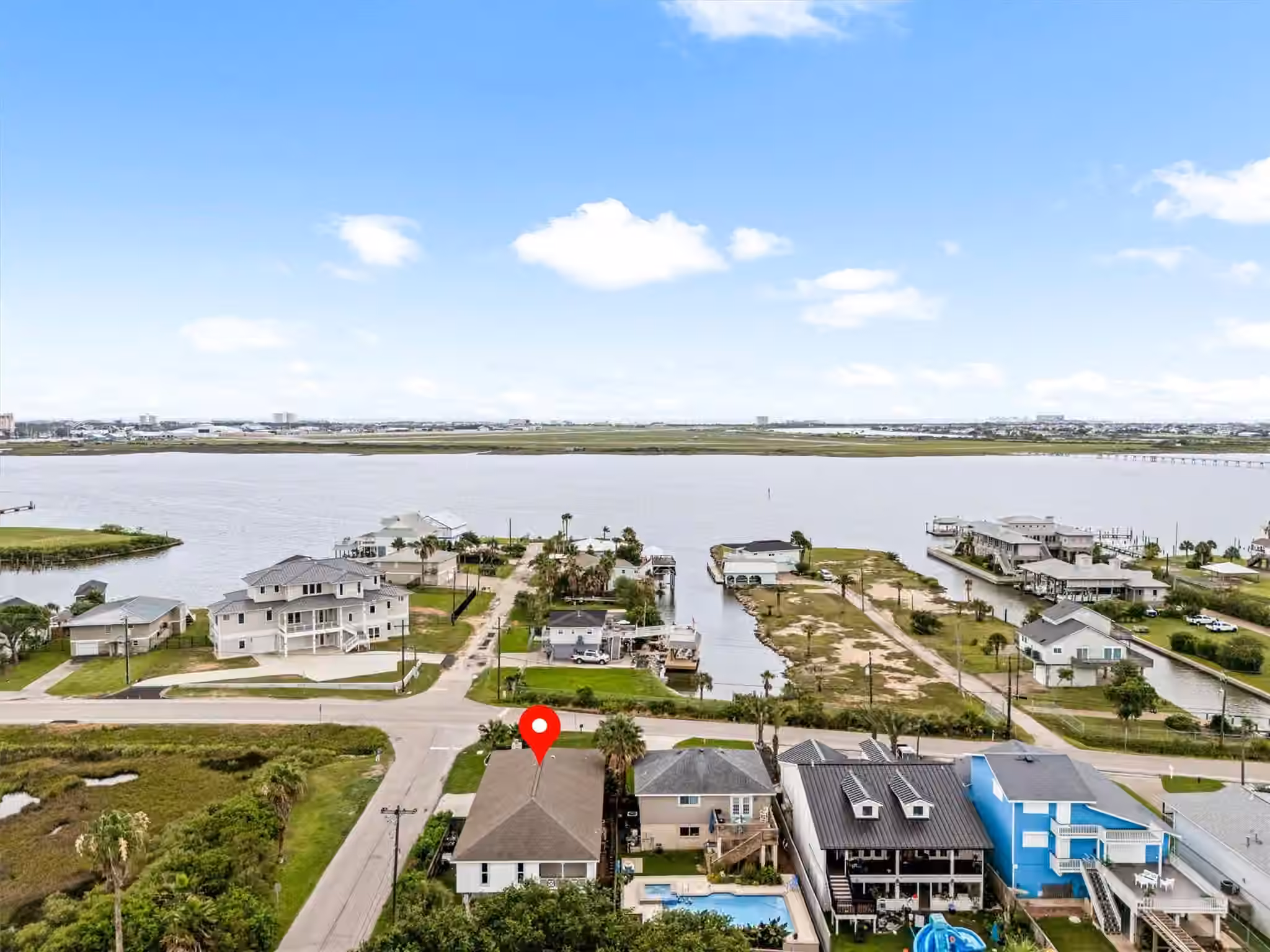 Photo 7 of 8902 Teichman Road, Galveston, TX