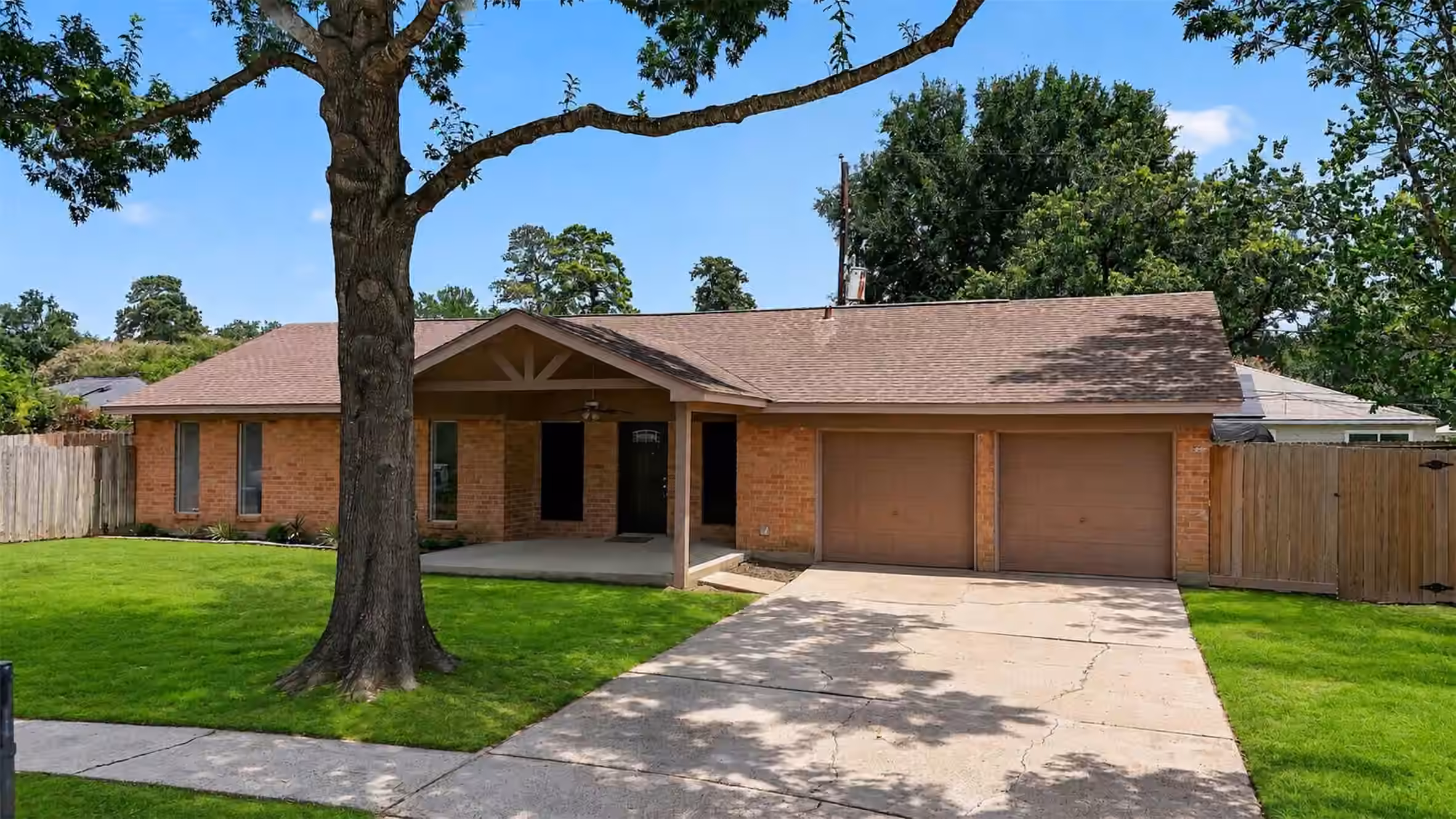 Photo of 29318 Waltham Street, Spring, TX