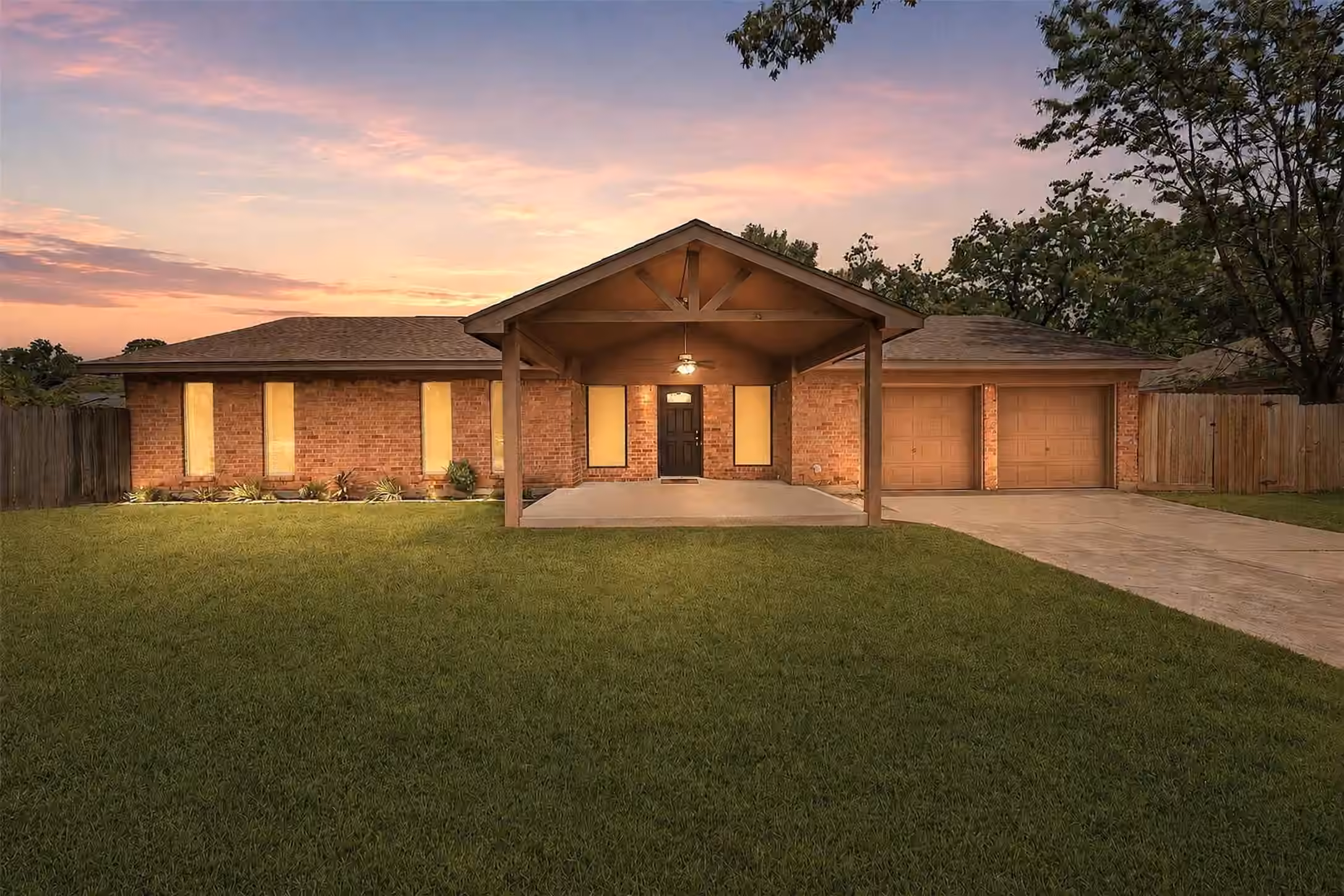 Photo 2 of 29318 Waltham Street, Spring, TX
