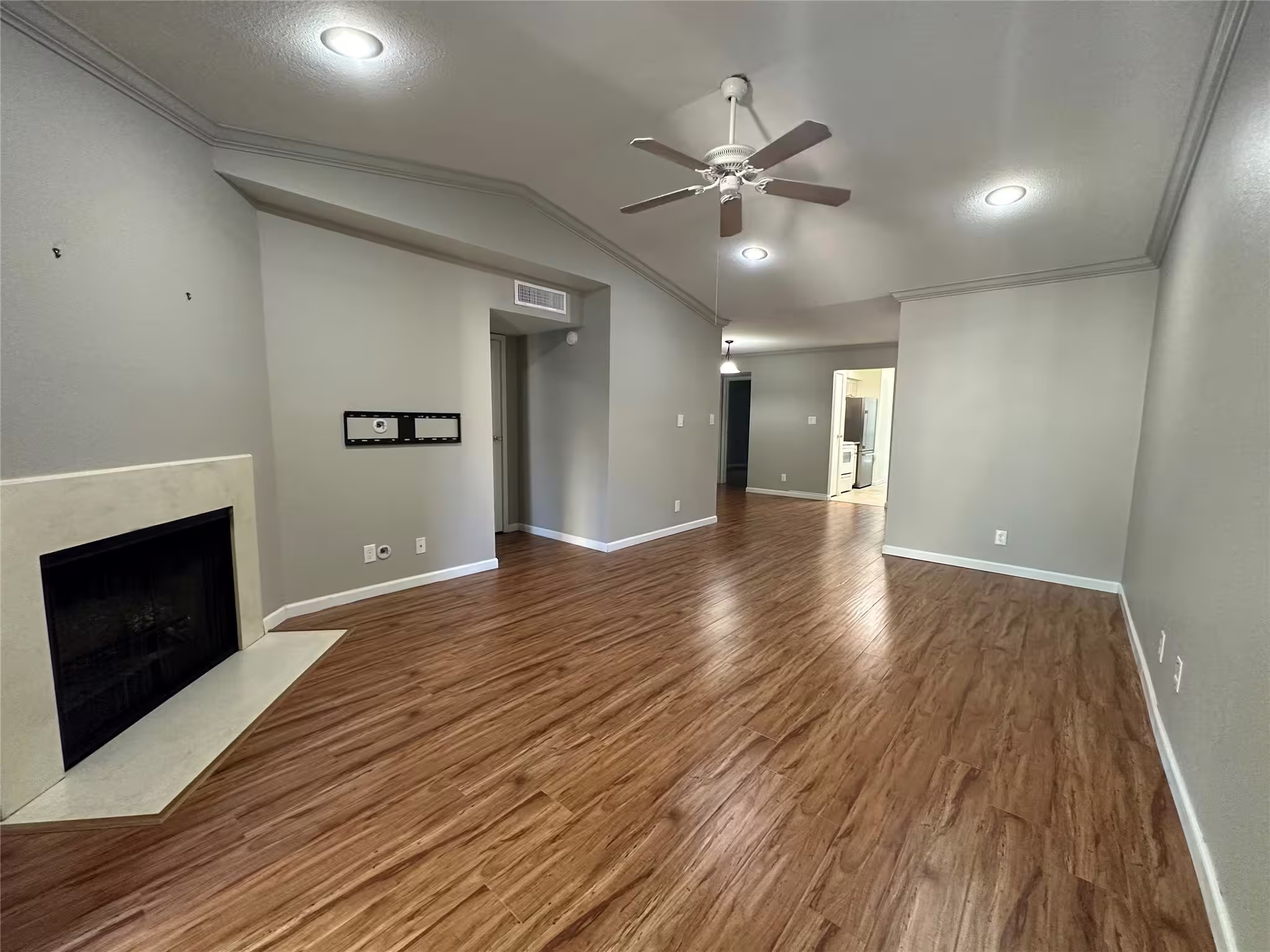 Photo 6 of 2120 El Paseo Street 806, Houston, TX