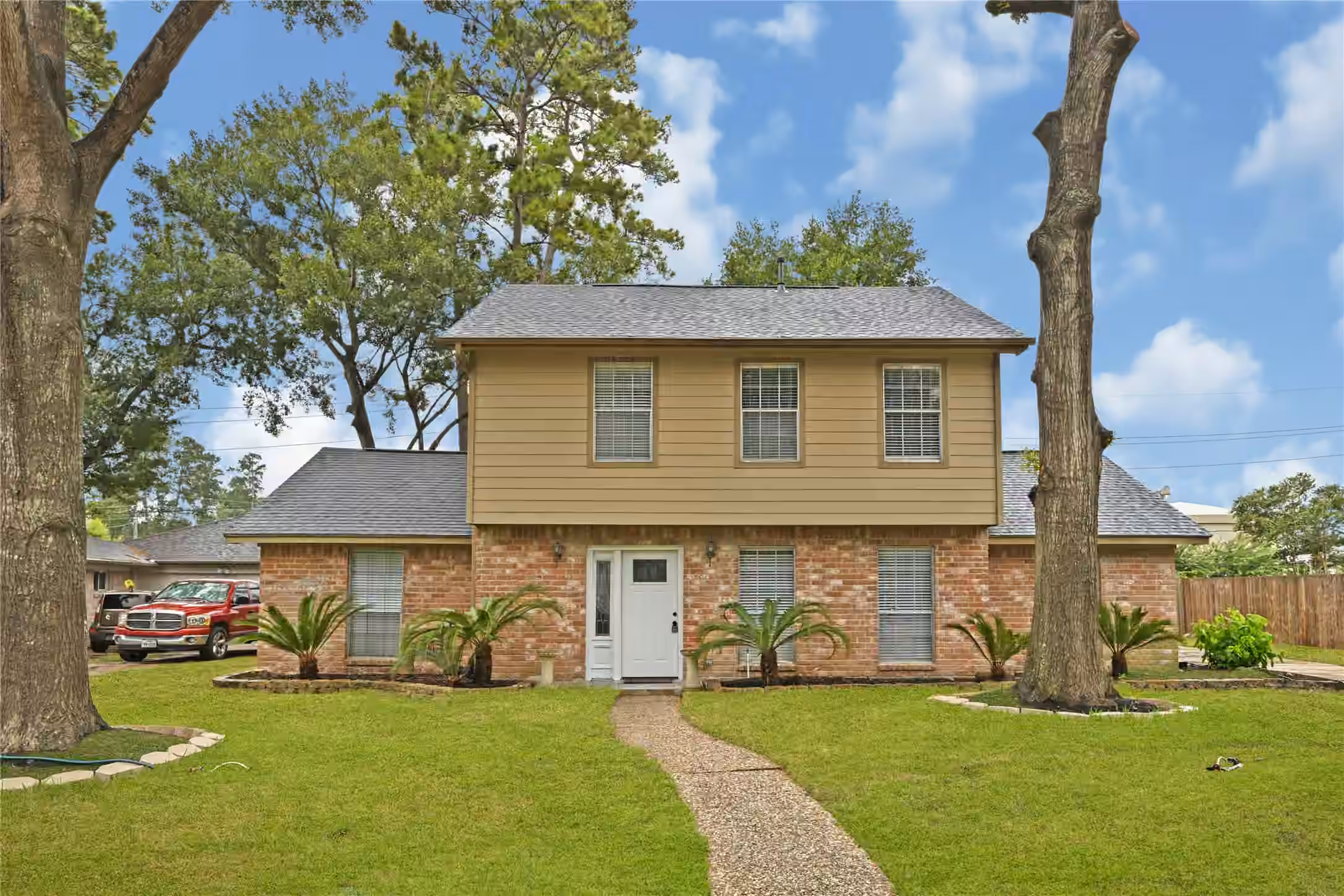 Photo of 15239 Parkville Drive, Houston, TX 77068