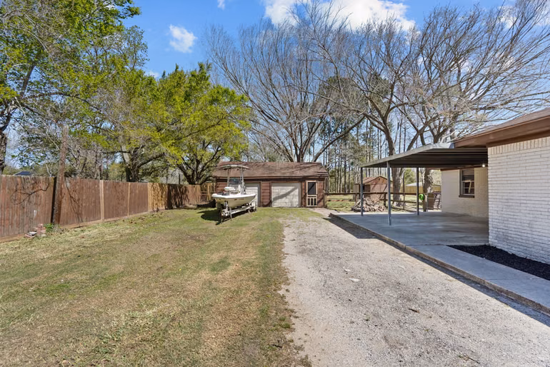 Photo 2 of 7117 Avenue D, Santa Fe, TX