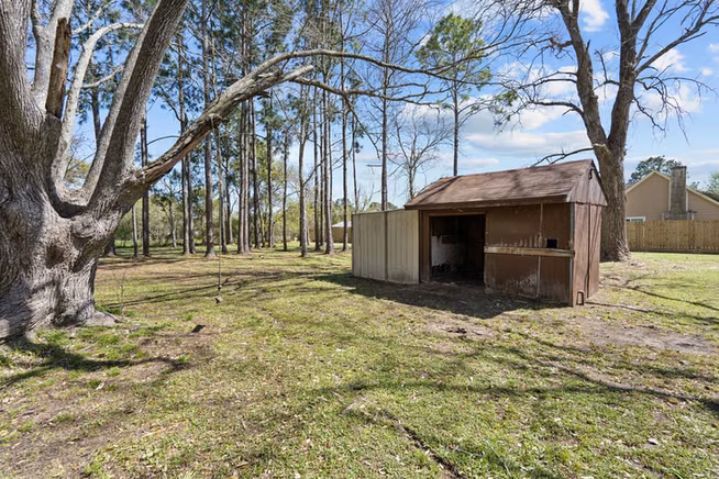 Photo 4 of 7117 Avenue D, Santa Fe, TX