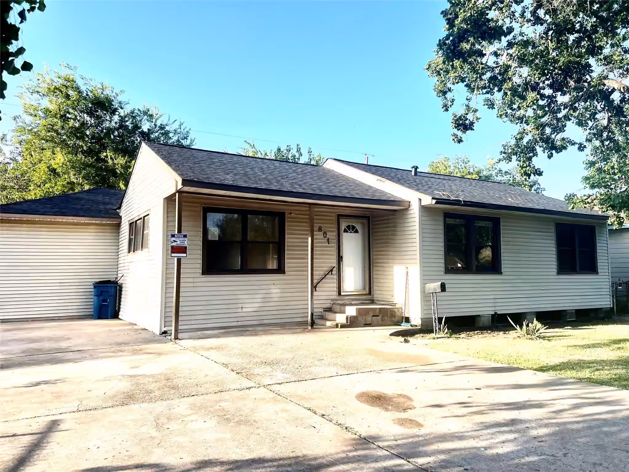 Photo of 801 Avenue A Avenue, South Houston, TX