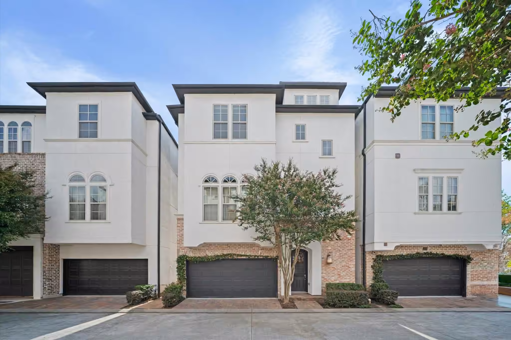 Photo of 2710 Arabelle Grove, Houston, TX 77007