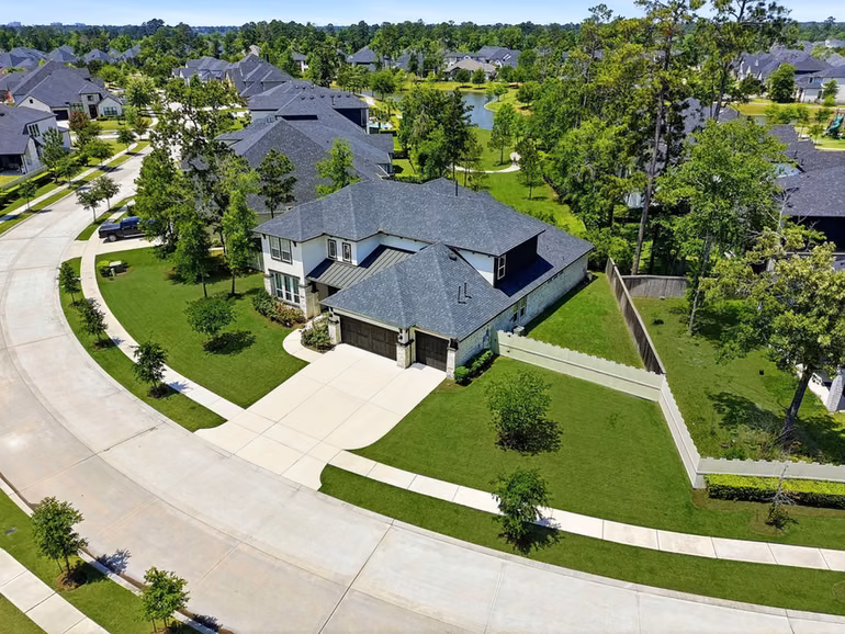 Photo of 10062 S Goshawk Trail, Conroe, TX 77385