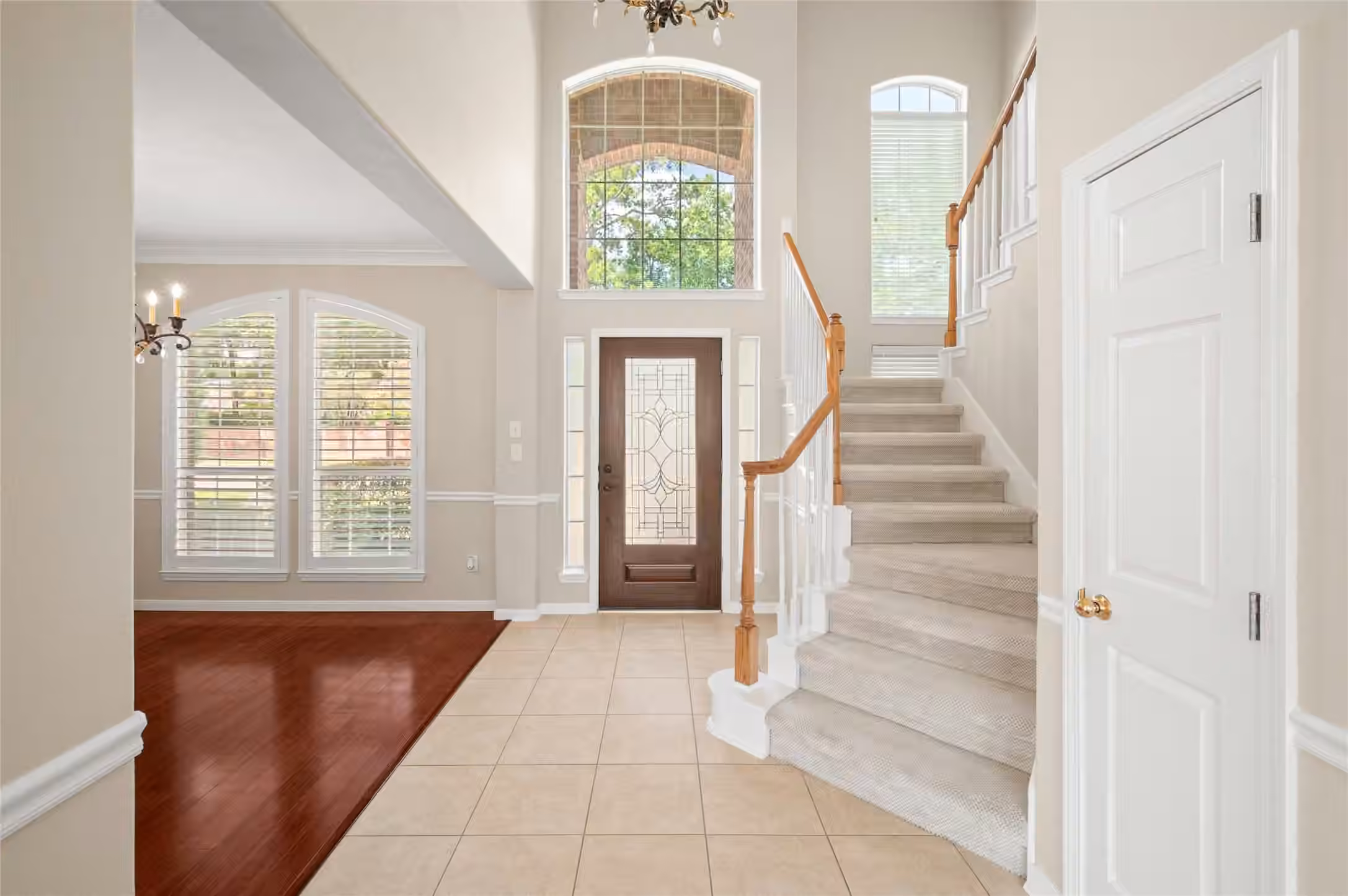 Photo 2 of 19006 Cypress Estates Drive, Spring, TX