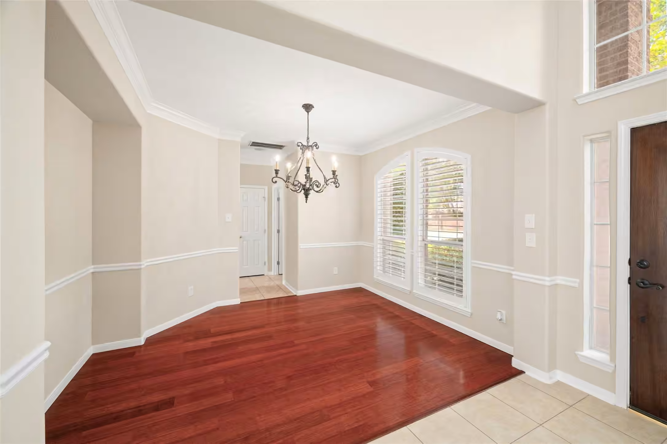 Photo 4 of 19006 Cypress Estates Drive, Spring, TX