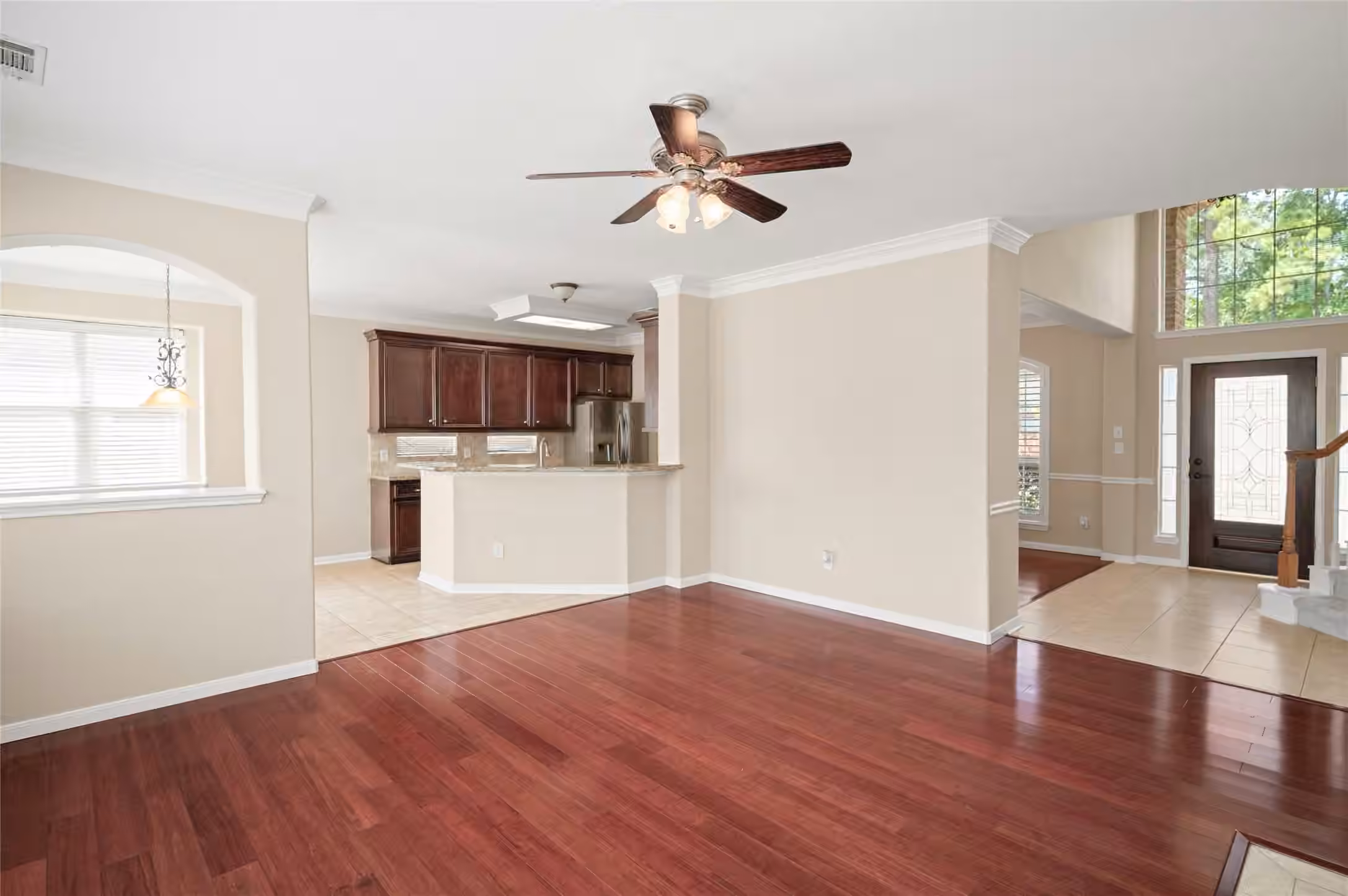 Photo 7 of 19006 Cypress Estates Drive, Spring, TX